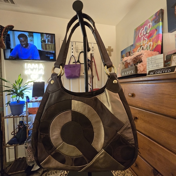 Coach Signature Optic Patchwork Hobo Bag - Picture 4 of 13